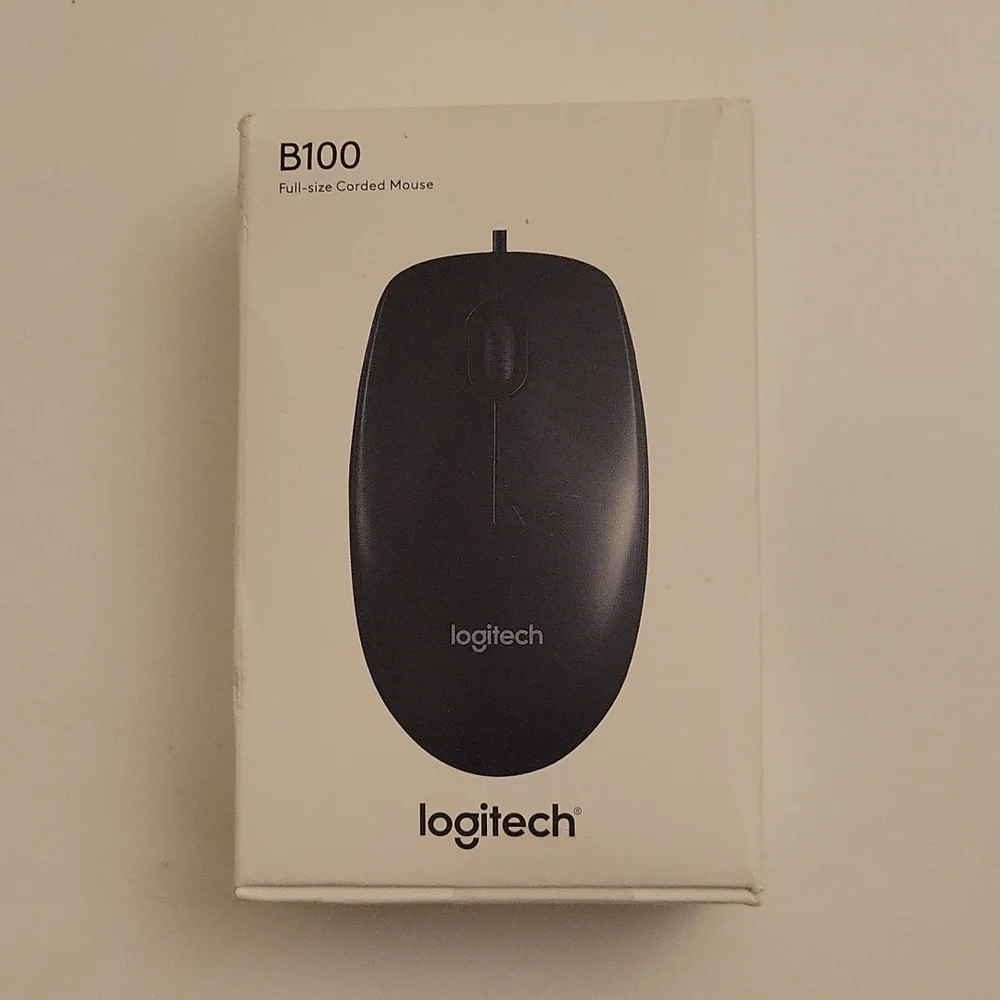 NeW Logitech, fill size corded mouse, black color